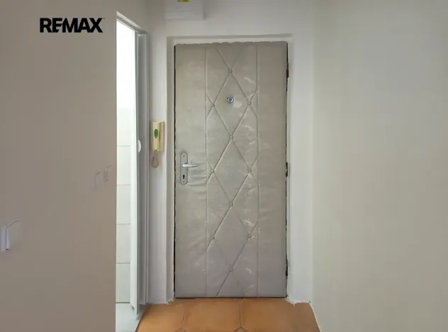 Pronájem bytu 1+kk, Lubná, 19 m2