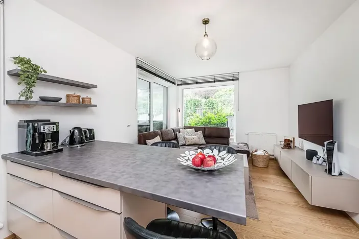 Prodej bytu 2+kk, Praha - Hrdlořezy, Mezilehlá, 51 m2