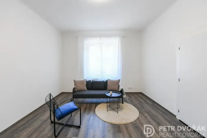 Prodej bytu 3+kk, Praha - Karlín, Pernerova, 71 m2
