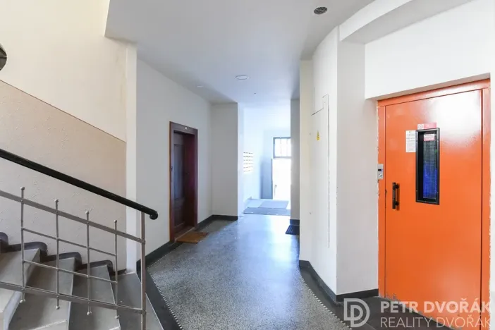 Prodej bytu 3+kk, Praha - Karlín, Pernerova, 71 m2
