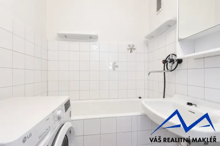 Pronájem bytu 1+1, Ostrava, Mjr. Nováka, 36 m2