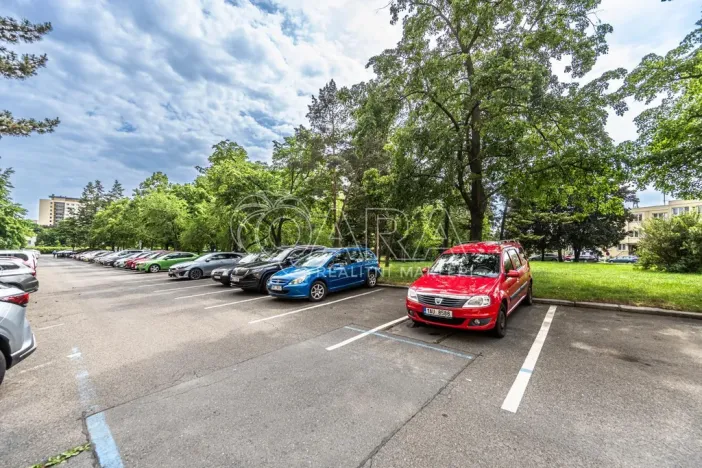 Pronájem bytu 3+kk, Praha - Kobylisy, Kaňkovského, 68 m2