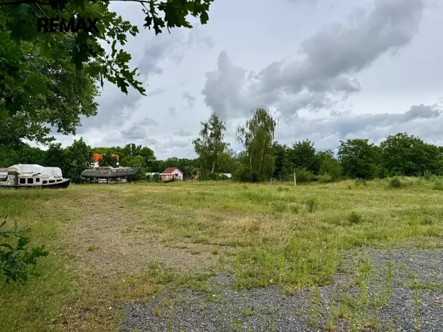 Pronájem obchodního prostoru, Nová Ves, 330 m2