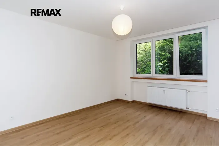 Pronájem bytu 2+1, Praha - Podolí, Ve svahu, 55 m2