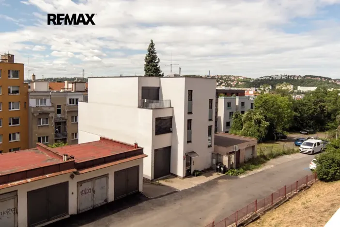 Pronájem bytu 2+1, Praha - Podolí, Ve svahu, 55 m2