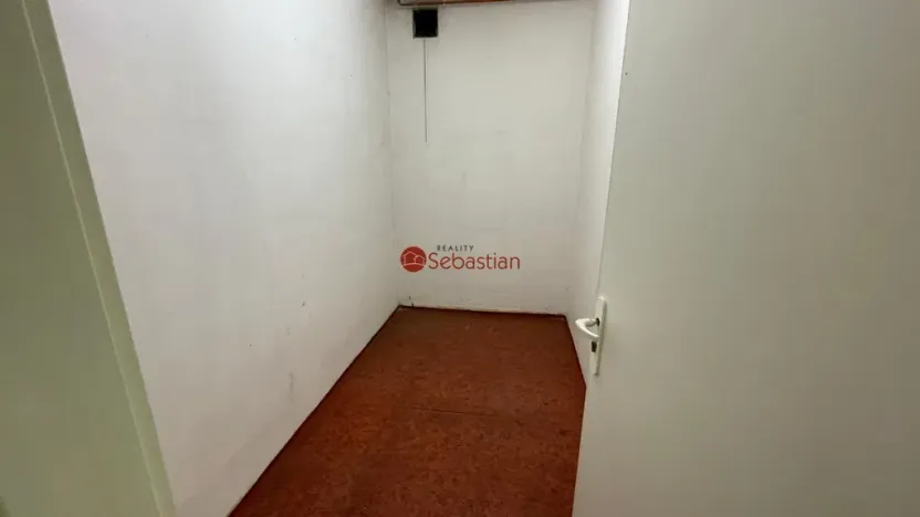 Pronájem komerční nemovitosti, Praha - Žižkov, Hartigova, 66 m2