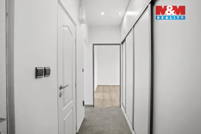 Prodej bytu 2+1, Kladno - Kročehlavy, Polská, 47 m2