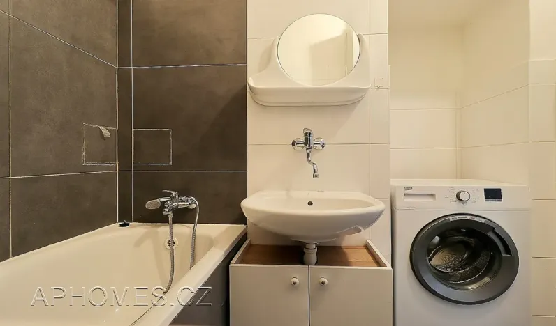 Pronájem bytu 3+1, Praha - Vinohrady, Slezská, 100 m2