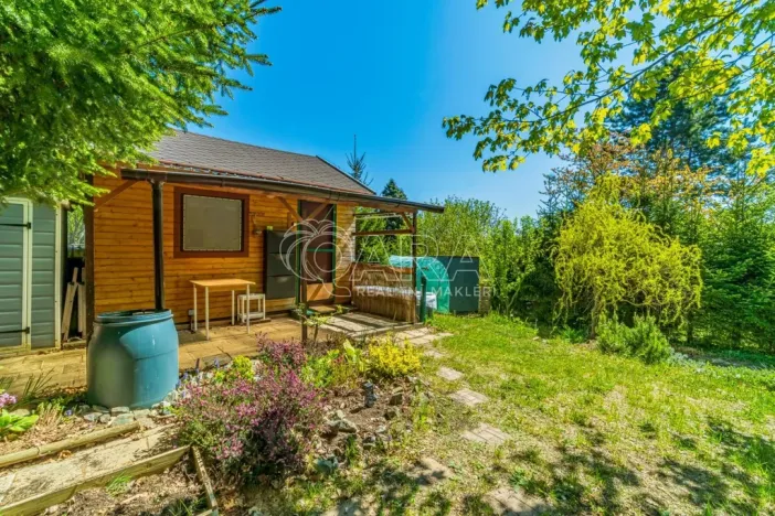Pronájem chaty, Kralupy nad Vltavou - Mikovice, U Studánky, 15 m2