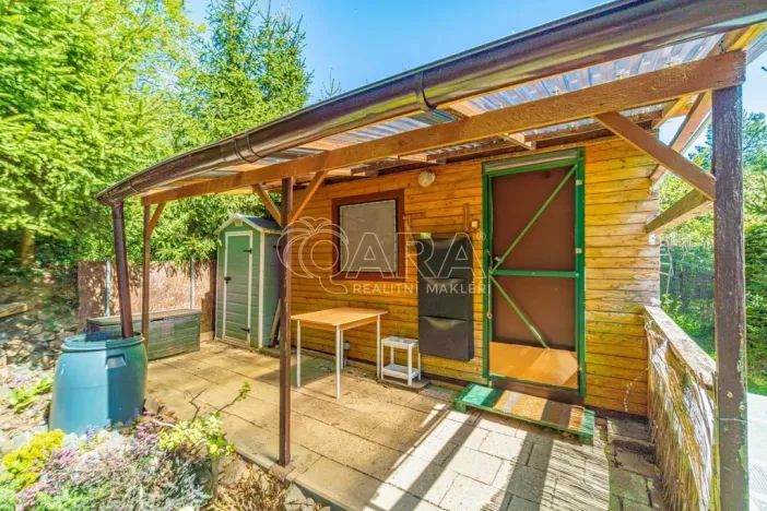 Pronájem chaty, Kralupy nad Vltavou - Mikovice, U Studánky, 15 m2