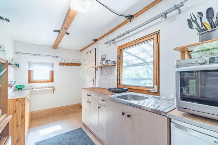 Pronájem chaty, Kralupy nad Vltavou - Mikovice, U Studánky, 15 m2
