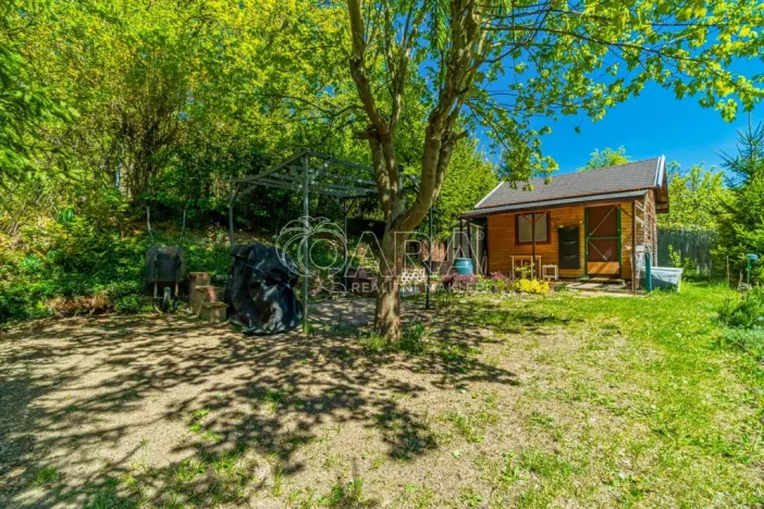 Pronájem chaty, Kralupy nad Vltavou - Mikovice, U Studánky, 15 m2