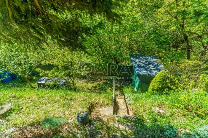 Pronájem chaty, Kralupy nad Vltavou - Mikovice, U Studánky, 15 m2