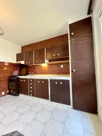 Pronájem bytu 3+1, Ostrava - Poruba, Francouzská, 69 m2