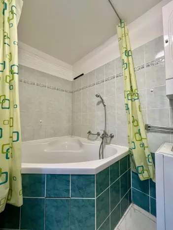 Pronájem bytu 3+1, Ostrava - Poruba, Francouzská, 69 m2