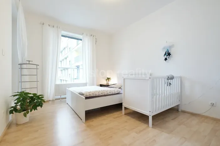 Prodej bytu 2+kk, Praha - Malešice, Nad úžlabinou, 48 m2