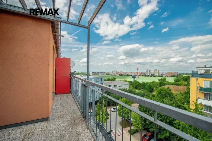 Prodej bytu 2+kk, Praha - Letňany, Bechlínská, 59 m2