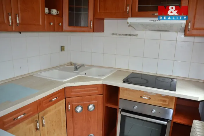 Prodej rodinného domu, Hronov - Velký Dřevíč, 250 m2