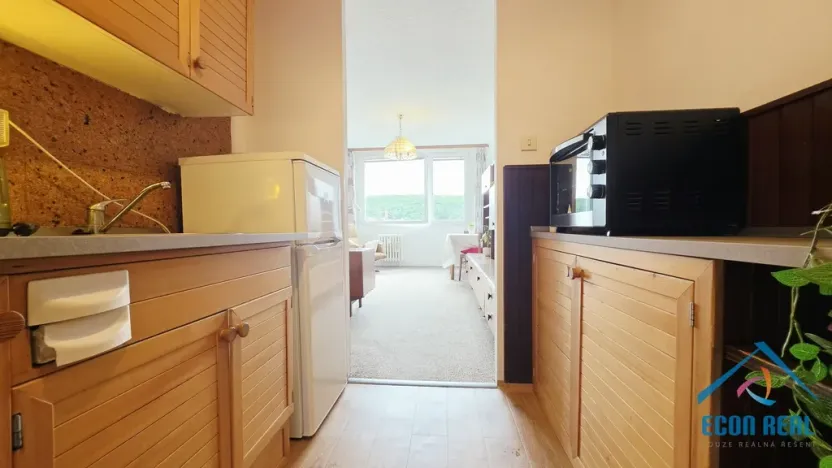 Pronájem bytu 2+kk, Praha - Smíchov, Na pláni, 50 m2
