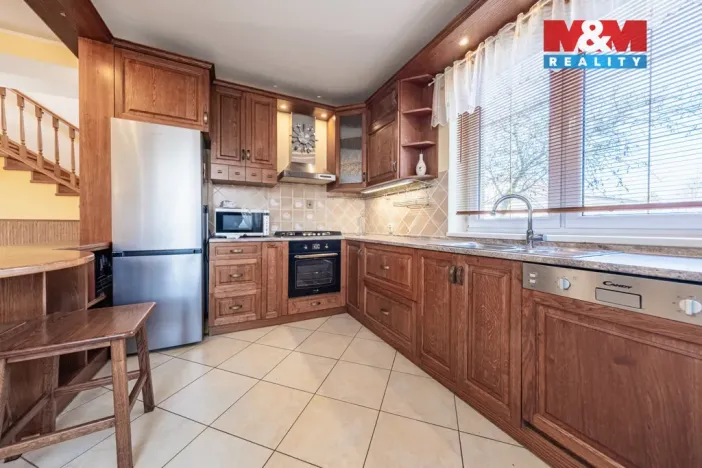 Pronájem rodinného domu, Praha - Ďáblice, Markvartická, 220 m2