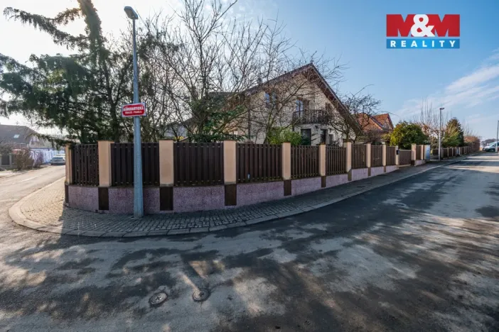 Pronájem rodinného domu, Praha - Ďáblice, Markvartická, 220 m2