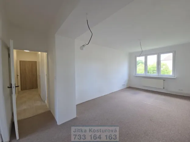 Prodej bytu 2+1, Opava - Předměstí, Sadová, 62 m2