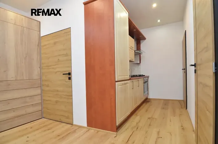 Pronájem bytu 2+1, Praha - Nové Město, Ladova, 65 m2