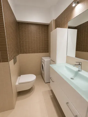 Prodej bytu 3+1, Praha - Nusle, Svatoplukova, 83 m2