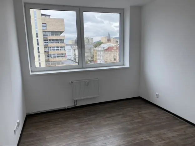 Pronájem bytu 2+kk, Ústí nad Labem - Ústí nad Labem-centrum, Velká Hradební, 46 m2