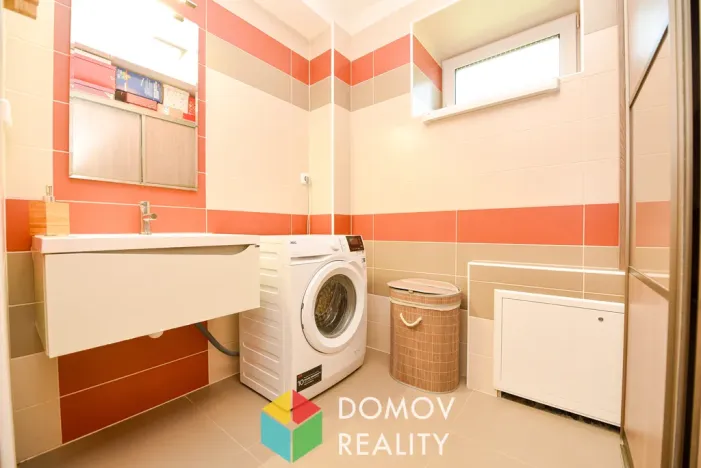 Prodej rodinného domu, Loděnice, Sedmidomí, 158 m2