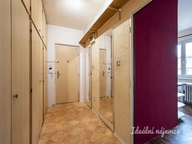 Pronájem bytu 2+1, Praha - Strašnice, Vrátkovská, 55 m2
