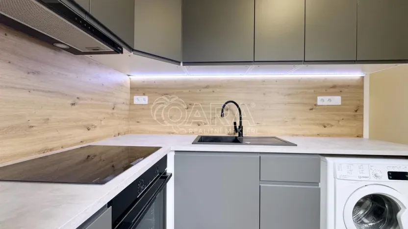 Pronájem bytu 1+1, Kladno - Kročehlavy, Finská, 35 m2