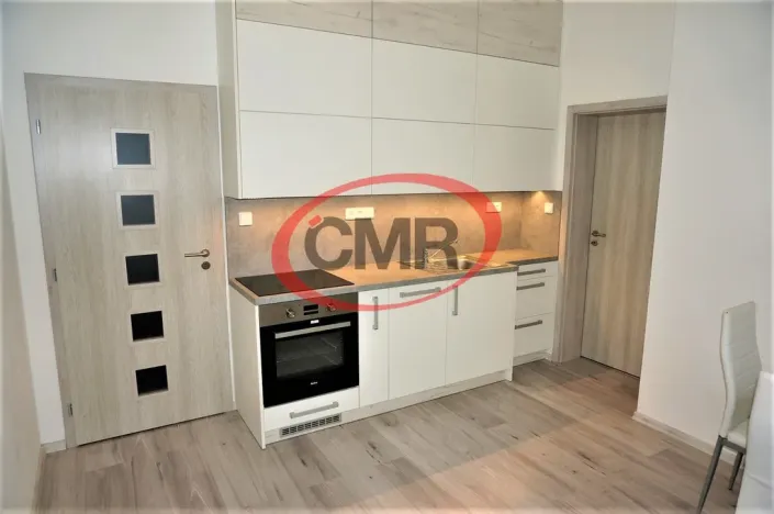 Pronájem bytu 2+kk, Milovice, Slepá, 33 m2