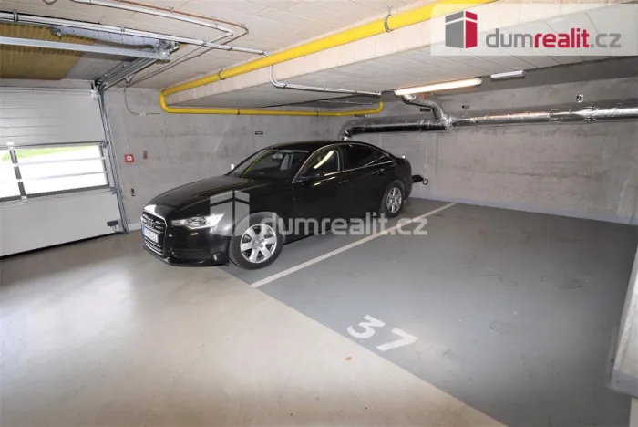 Pronájem bytu 1+kk, Praha - Michle, Hadovitá, 47 m2