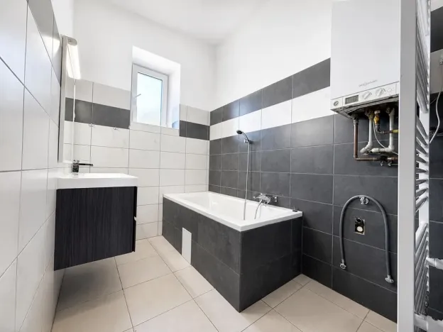 Pronájem bytu 2+1, Krnov - Pod Cvilínem, Sokolovská, 77 m2