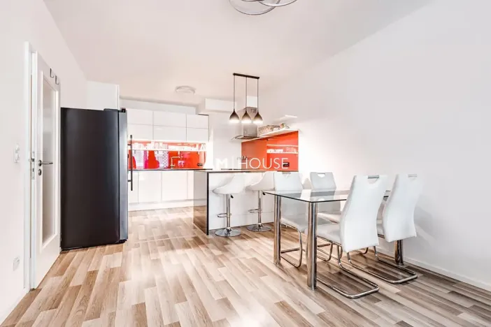 Pronájem bytu 3+kk, Praha - Strašnice, Zvěřinova, 82 m2