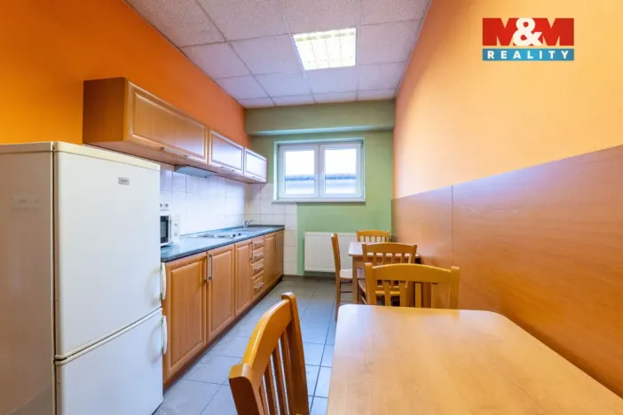 Prodej výrobních prostor, Slavičín, 714 m2