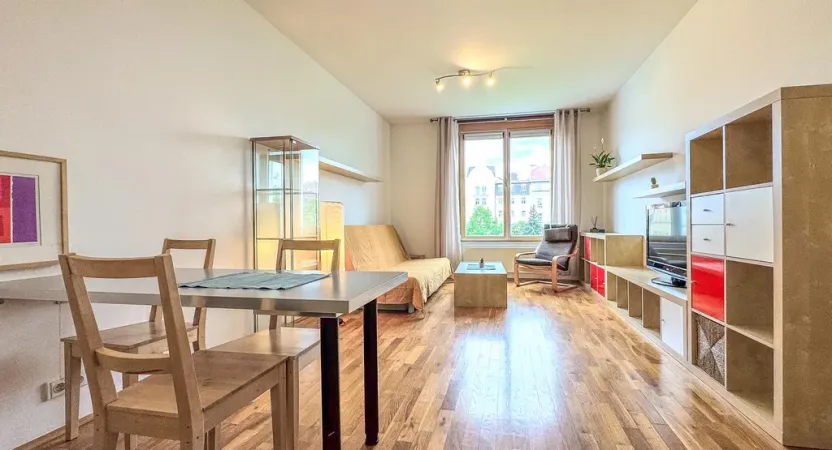 Pronájem bytu 1+kk, Praha - Žižkov, Havlíčkovo náměstí, 32 m2