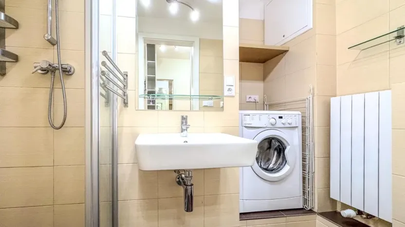 Pronájem bytu 1+kk, Praha - Žižkov, Havlíčkovo náměstí, 32 m2