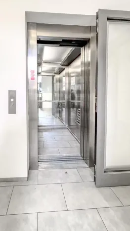 Pronájem bytu 1+kk, Praha - Žižkov, Havlíčkovo náměstí, 32 m2