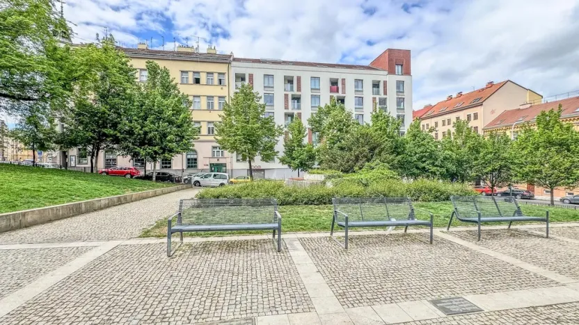 Pronájem bytu 1+kk, Praha - Žižkov, Havlíčkovo náměstí, 32 m2