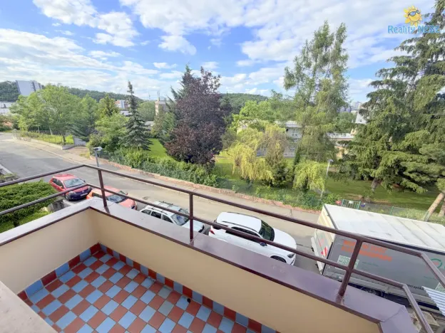 Pronájem bytu 2+kk, Praha - Michle, Hadovitá, 47 m2