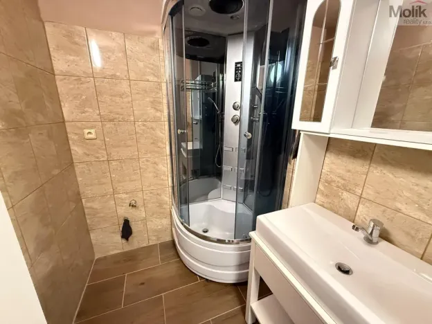 Prodej bytu 3+1, Krupka - Maršov, Dukelských hrdinů, 68 m2