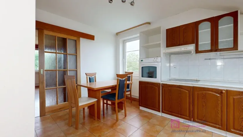 Pronájem bytu 5+1, Vracov, náměstí Míru, 233 m2