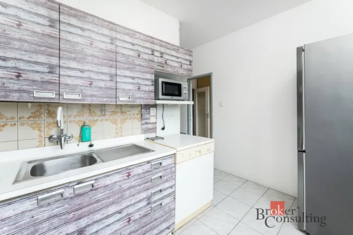 Pronájem bytu 2+1, Praha - Záběhlice, Želivecká, 57 m2
