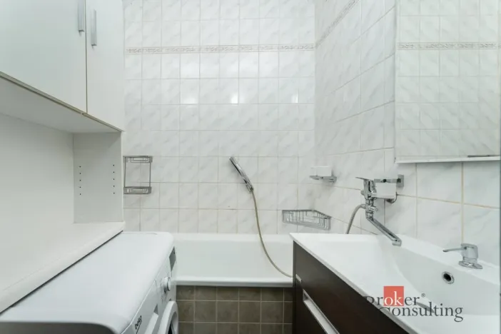 Pronájem bytu 2+1, Praha - Záběhlice, Želivecká, 57 m2