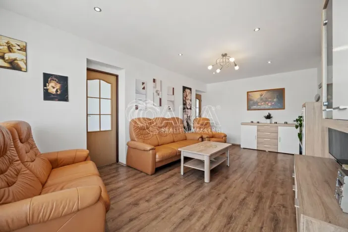 Prodej rodinného domu, Tišice, Souběžná, 170 m2