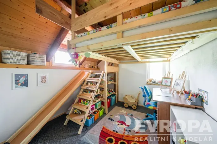 Prodej rodinného domu, Příkrý, 300 m2