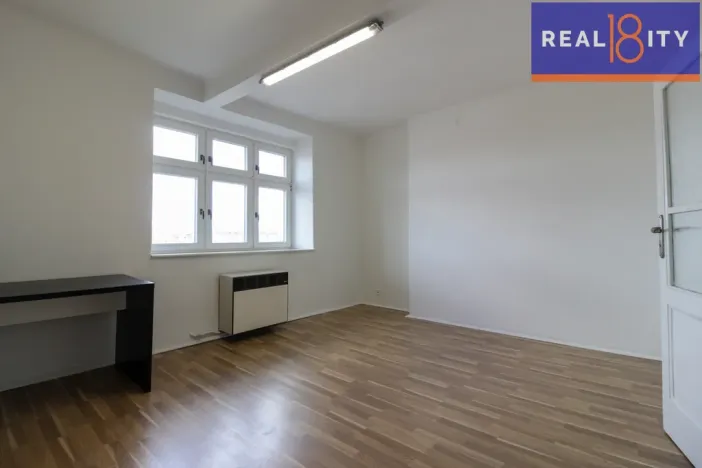 Pronájem bytu 1+1, Praha, Jugoslávských partyzánů, 41 m2