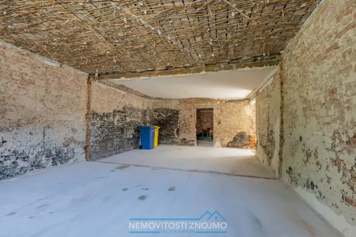 Prodej rodinného domu, Božice, 382 m2
